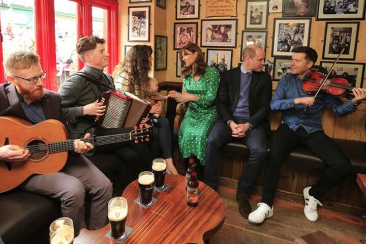 A guided walking and tasting tour through the historic streets and vibrant neighborhoods of Galway city, Ireland, photo 9 | wizardtrip