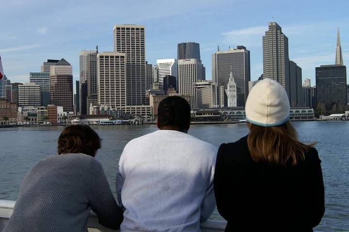 Naturskønt bådtur under San Franciscos Golden Gate og Bay Bridges, med udsigt over byens vartegn, foto 9 | wizardtrip