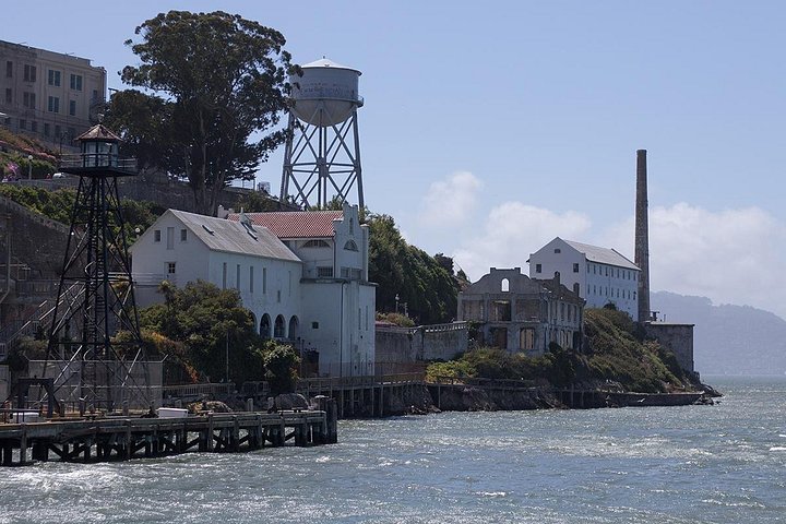 San Francisco Bay cruise with views of the Golden Gate Bridge and Alcatraz, photo 11 | wizardtrip