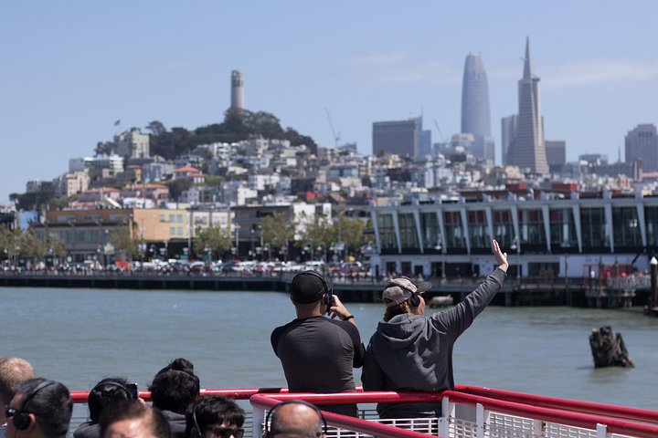 San Francisco Bay cruise with views of the Golden Gate Bridge and Alcatraz, photo 12 | wizardtrip