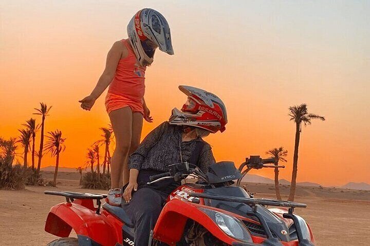 Upplev kamelridning och fyrhjuling i Agafayöknen nära Marrakech, följt av en middagsshow, foto 6 | wizardtrip