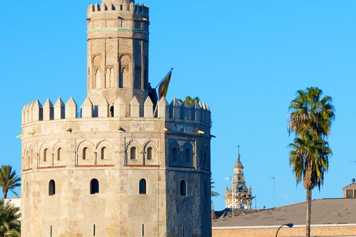 A guided walking tour exploring Seville's monumental landmarks and historic squares, photo 9 | wizardtrip