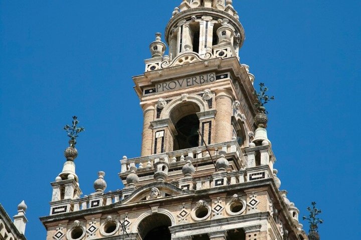 A guided walking tour exploring Seville's monumental landmarks and historic squares, photo 13 | wizardtrip