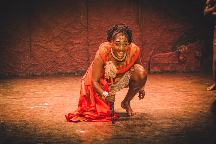 Una vivace rappresentazione teatrale che mostra la cultura e lo storytelling africano alle Cascate Vittoria, foto 9 | wizardtrip