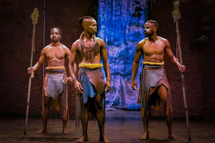 Una vivace rappresentazione teatrale che mostra la cultura e lo storytelling africano alle Cascate Vittoria, foto 11 | wizardtrip