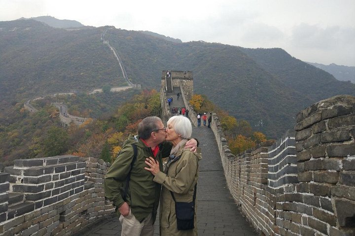 A comprehensive day tour of Beijing's most famous landmarks, including Tiananmen Square, the Forbidden City, and the Great Wall, photo 12 | wizardtrip