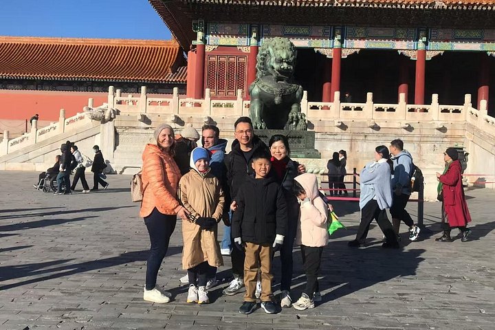 A comprehensive day tour of Beijing's most famous landmarks, including Tiananmen Square, the Forbidden City, and the Great Wall, photo 25 | wizardtrip