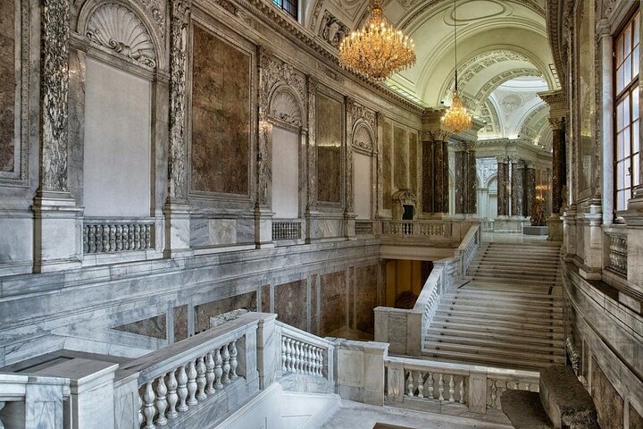 Visite du musée Sissi, de la Hofburg et des jardins de Vienne | wizardtrip