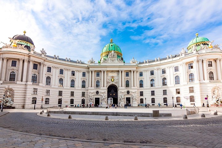 Entdecken Sie die Wiener Hofburg, das Sisi Museum und kaiserliche Gärten auf einer geführten Tour ohne Anstehen, Foto 6 | wizardtrip