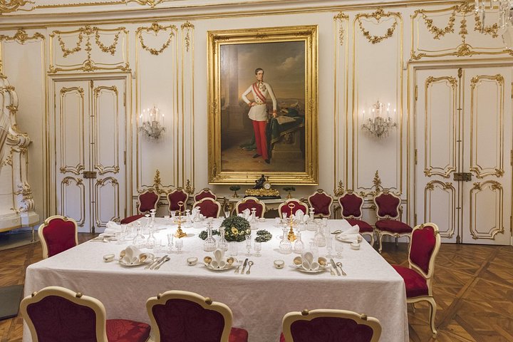 Entdecken Sie die Wiener Hofburg, das Sisi Museum und kaiserliche Gärten auf einer geführten Tour ohne Anstehen, Foto 20 | wizardtrip