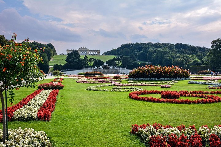 Visite guidée du Palais de Schönbrunn et de ses jardins à Vienne, Autriche, avec accès coupe-file, photo 19 | wizardtrip