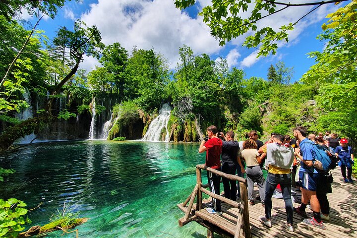 Zagreb: Plitvice Lakes & Rastoke Guided Day Trip with Ticket | wizardtrip