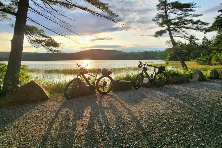 Guidet e-bike tur gennem de naturskønne Carriage Roads i Acadia National Park, Bar Harbor, foto 6 | wizardtrip