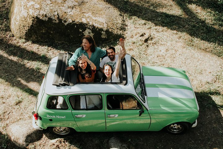 Private Tour durch Sintras Paläste, Berge und Küste in einem Oldtimer mit lokalen Reiseleitern, Foto 21 | wizardtrip