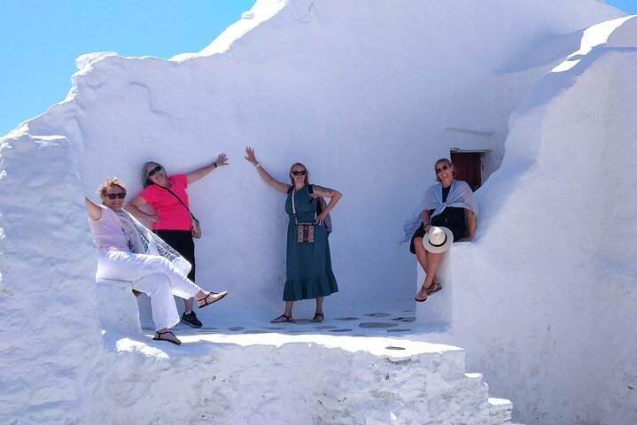 Tour por la isla de Mykonos con molinos de viento, playas y arquitectura tradicional, foto 9 | wizardtrip