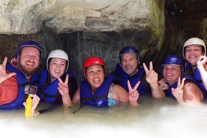 Passeio de aventura às 27 Cascatas de Damajagua em Puerto Plata, República Dominicana, com escorregas e piscinas naturais, foto 6 | wizardtrip