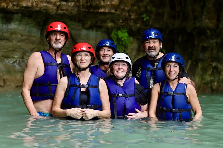 Passeio de aventura às 27 Cascatas de Damajagua em Puerto Plata, República Dominicana, com escorregas e piscinas naturais, foto 9 | wizardtrip