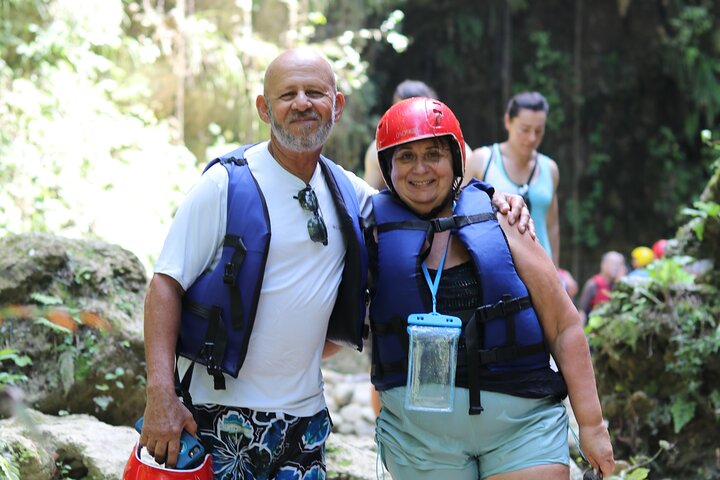 Passeio de aventura às 27 Cascatas de Damajagua em Puerto Plata, República Dominicana, com escorregas e piscinas naturais, foto 40 | wizardtrip