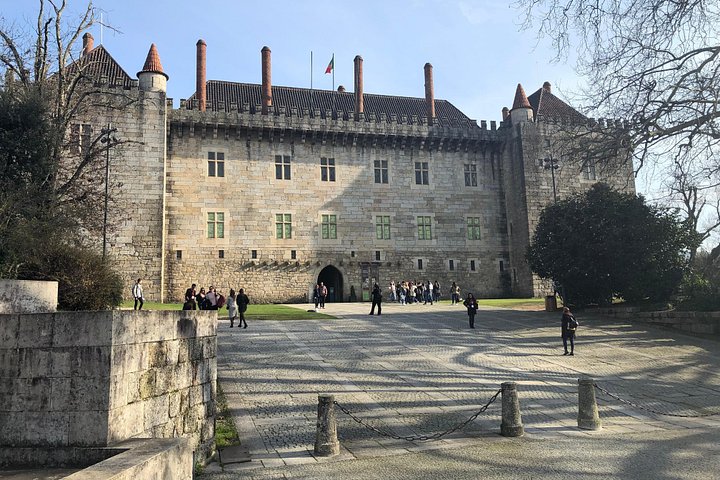 Guidet tur i Braga og Guimarães fra Porto med historiske steder, lokal mad og naturskønne udsigter, foto 12 | wizardtrip