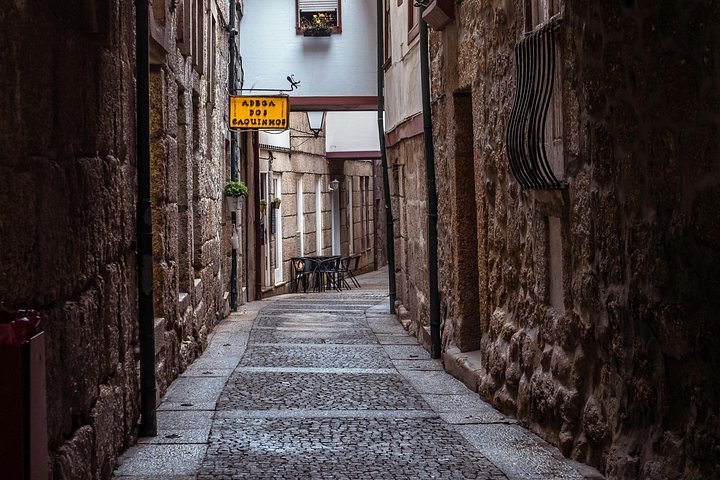 Guidet tur i Braga og Guimarães fra Porto med historiske steder, lokal mad og naturskønne udsigter, foto 20 | wizardtrip