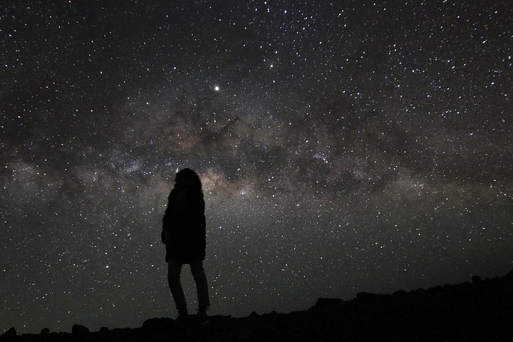 Ervaar een magische zonsondergang en sterrenkijk tour op Mauna Kea, de hoogste piek van Hawaï, foto 15 | wizardtrip