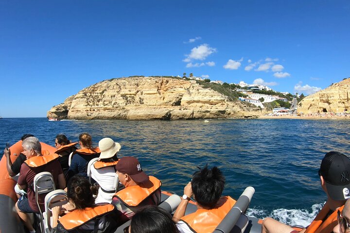 Excursión en barco a las famosas cuevas de Benagil desde Lagos, Portugal, foto 10 | wizardtrip
