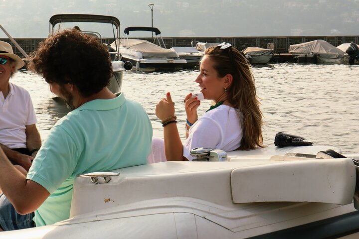 Tour en barco compartido por el Lago de Como, pasando por villas históricas y orillas pintorescas, foto 12 | wizardtrip