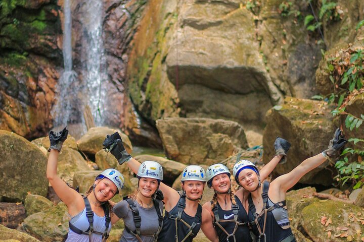Ervaar een adrenaline-gevulde avontuurlijke tour in Puerto Vallarta met ziplines, abseilen en waterglijbanen, foto 19 | wizardtrip