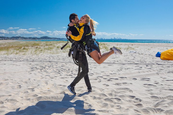 Tandem sprong boven de stranden van de Gold Coast met adembenemende luchtfoto's, foto 8 | wizardtrip
