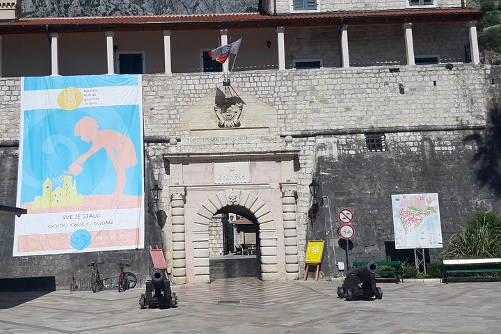 Schilderachtige tour door de Baai van Kotor in Montenegro, met bezoek aan Perast, Kotor en Budva, foto 9 | wizardtrip