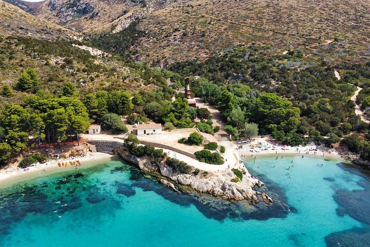 Aventura en kayak en Olbia, Cerdeña, con avistamiento de delfines y exploración costera, foto 15 | wizardtrip