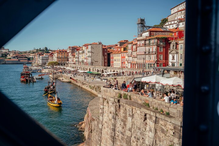 Descubre lo más destacado de Oporto y Gaia en Tuk Tuk Privado (2-4H) | wizardtrip