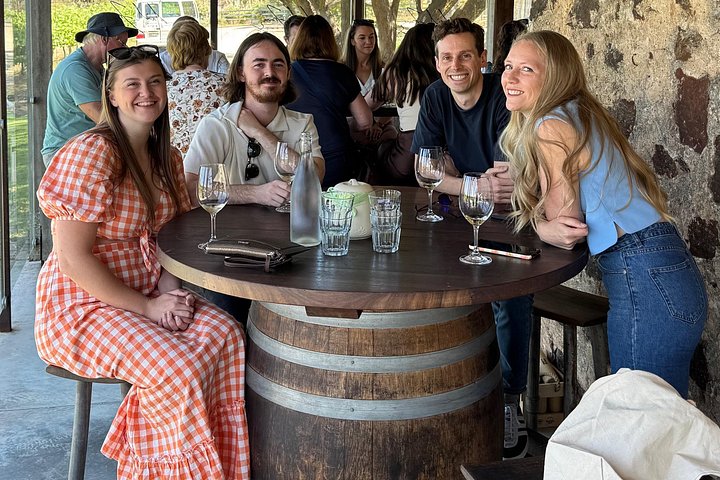 En naturskøn bustur gennem Barossa Valley, Australien, med vinsmagninger, gourmetmad og vinmarkslandskaber, foto 10 | wizardtrip