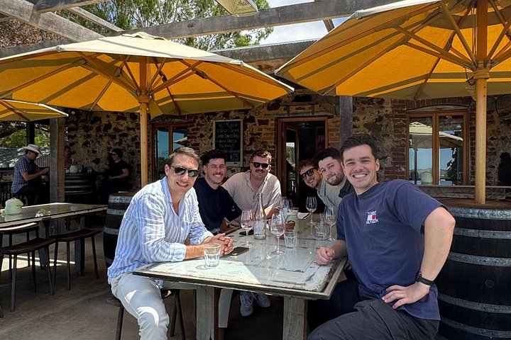 En naturskøn bustur gennem Barossa Valley, Australien, med vinsmagninger, gourmetmad og vinmarkslandskaber, foto 15 | wizardtrip