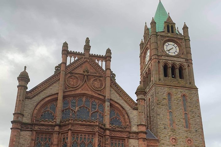 Tour privato a piedi che esplora la storia di Derry, i murales e il processo di pace, foto 8 | wizardtrip