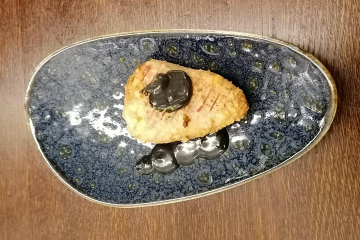 スペイン、サン・セバスティアンでのガイド付きフードツアー。ピンチョス、地元の市場、ワインをお楽しみいただけます、写真22 | wizardtrip