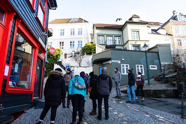 Verken de historische Bryggen-kade van Bergen en charmante straten tijdens een begeleide wandeltour, foto 12 | wizardtrip