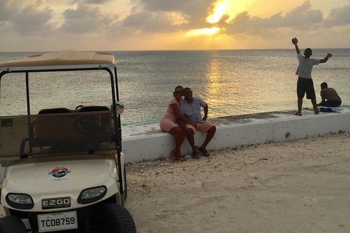 Mieten Sie einen Golfwagen, um die Insel Grand Turk in Ihrem eigenen Tempo zu erkunden, Foto 13 | wizardtrip