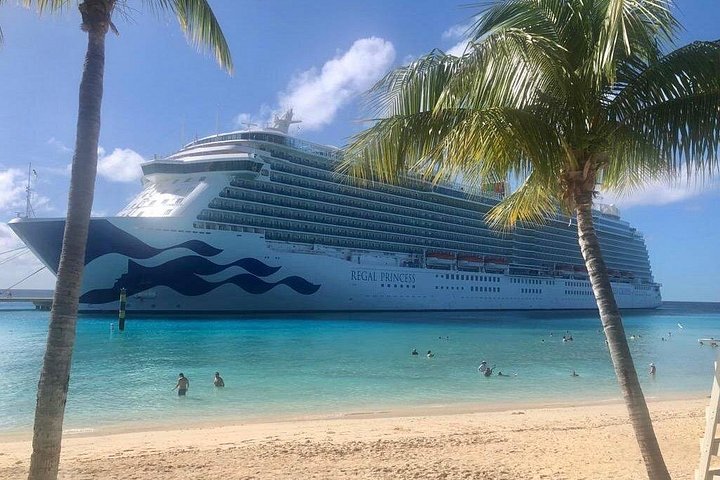 Mieten Sie einen Golfwagen, um die Insel Grand Turk in Ihrem eigenen Tempo zu erkunden, Foto 21 | wizardtrip
