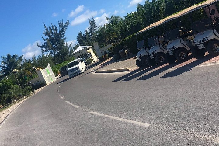 Mieten Sie einen Golfwagen, um die Insel Grand Turk in Ihrem eigenen Tempo zu erkunden, Foto 22 | wizardtrip