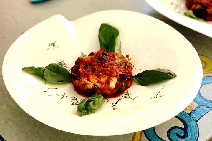 Praktische Siciliaanse kookles met Chef Mimmo in Taormina, met marktbezoeken en dineren aan zee, foto 34 | wizardtrip