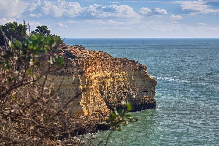 Guided hiking tour along the Algarve coast, exploring cliffs, caves, and beaches near Faro, Portugal, photo 14 | wizardtrip