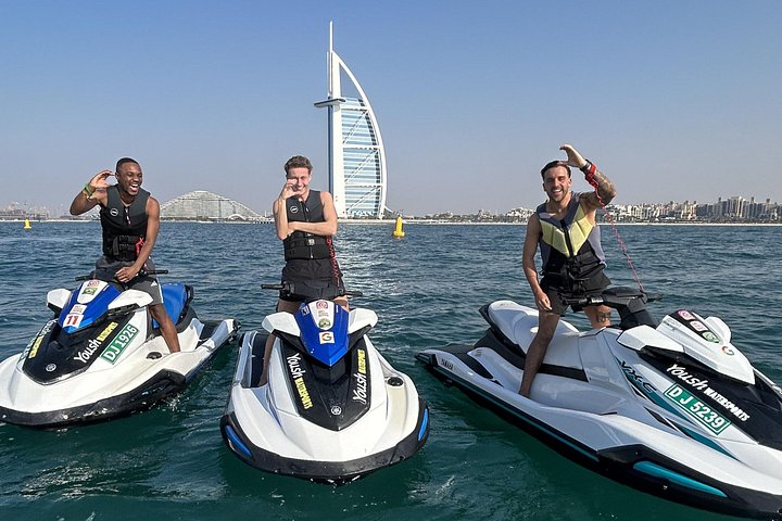Jet-Ski-Tour um den Burj Al Arab in Dubai mit atemberaubendem Blick auf die Skyline und die Küste, Foto 7 | wizardtrip