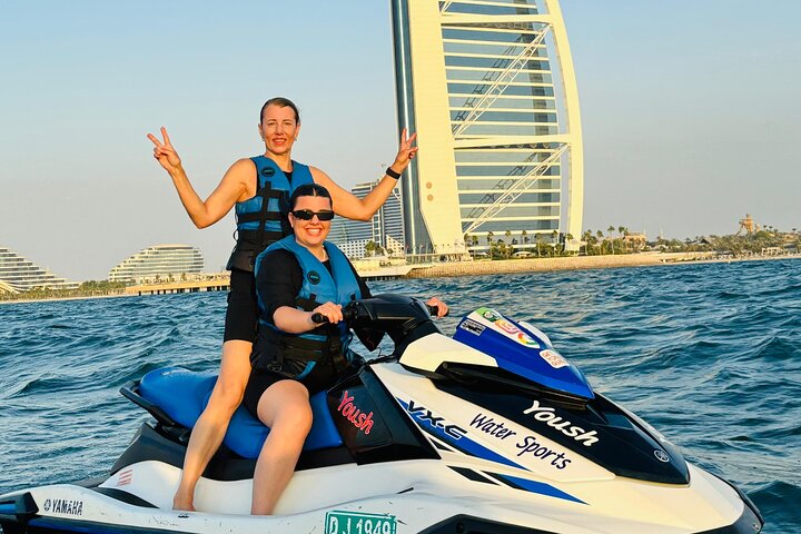 Jet-Ski-Tour um den Burj Al Arab in Dubai mit atemberaubendem Blick auf die Skyline und die Küste, Foto 8 | wizardtrip