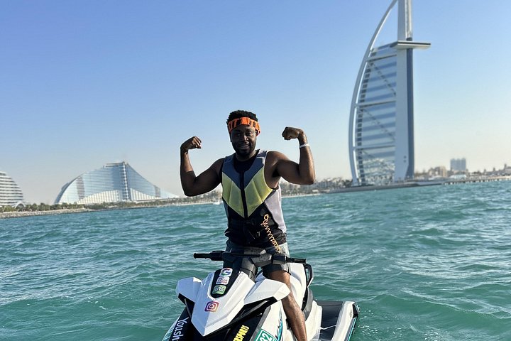 Jet-Ski-Tour um den Burj Al Arab in Dubai mit atemberaubendem Blick auf die Skyline und die Küste, Foto 37 | wizardtrip