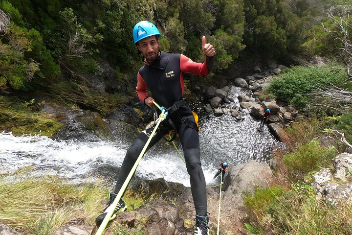 Beginner canyoning adventure in Madeira with rappels, jumps, and slides in a natural park, photo 34 | wizardtrip