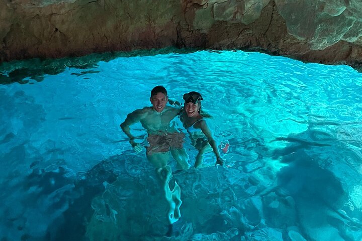 Kayak tour exploring caves and snorkeling in the clear waters of Cala Granadella, Benidorm, photo 7 | wizardtrip