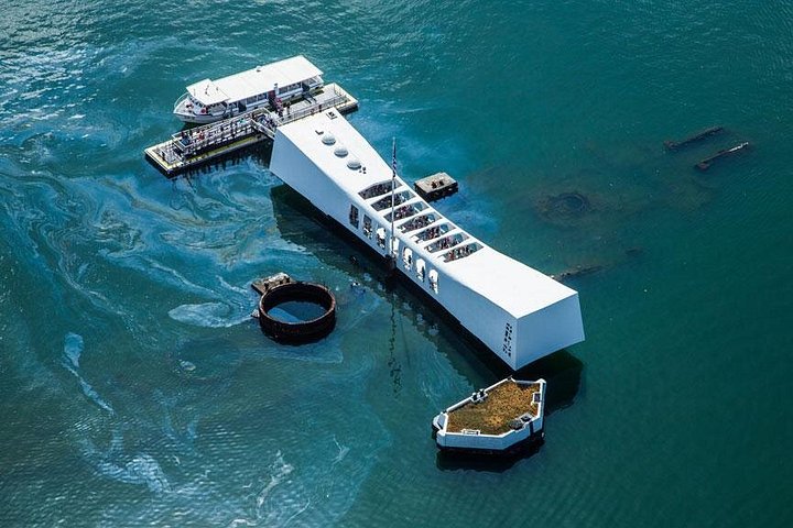 Tour en helicóptero sobre Oahu: Waikiki, Diamond Head y North Shore, foto 9 | wizardtrip