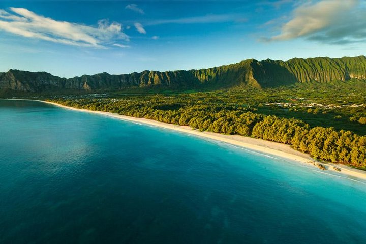 オアフ島のダイヤモンドヘッド、ハナウマ湾、聖なる滝などの絶景を巡るヘリコプター遊覧飛行、写真17 | wizardtrip