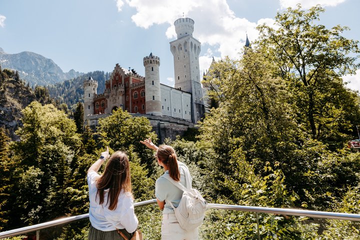 Visite VIP du château de Neuschwanstein et Linderhof au départ de Munich | wizardtrip